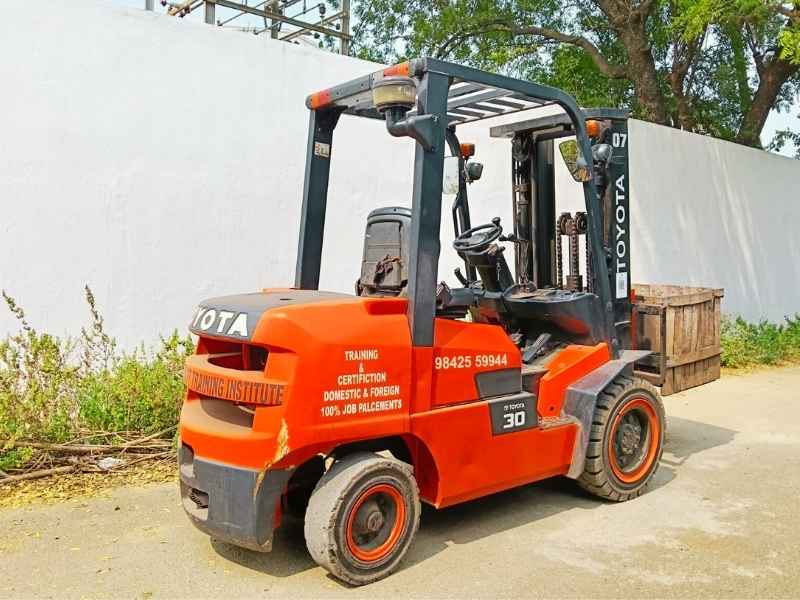 Practical forklift driving lessons at Trichy training center
